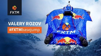 valery-rozov-fxtm-base-jump