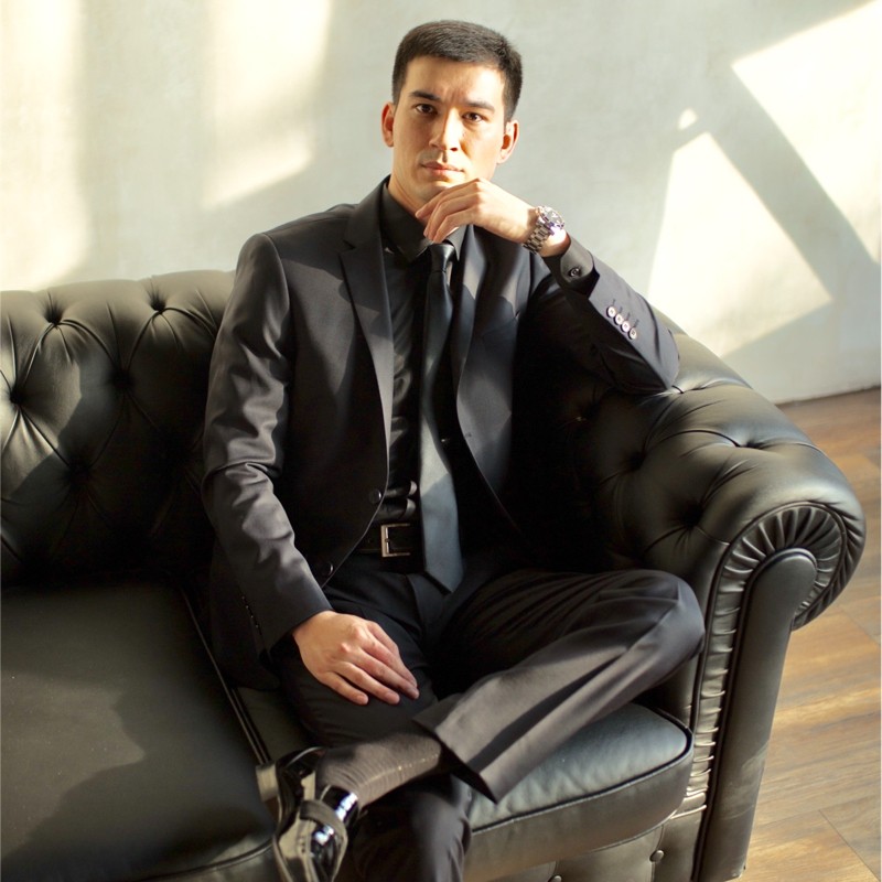 Ravshan Kadirov, Asaka Bank